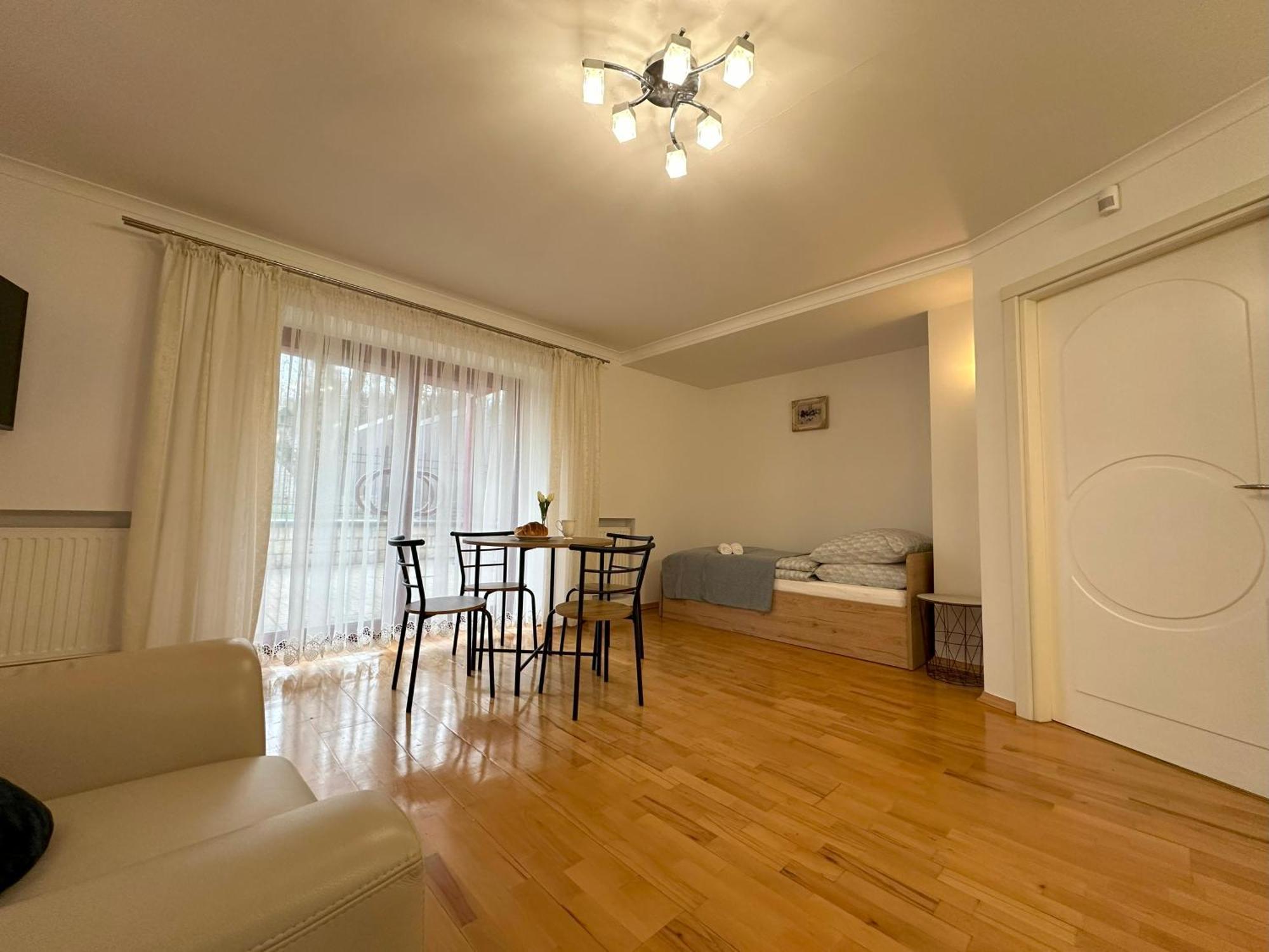 Apartamenty Pod Dzwonkiem Wadowice Extérieur photo